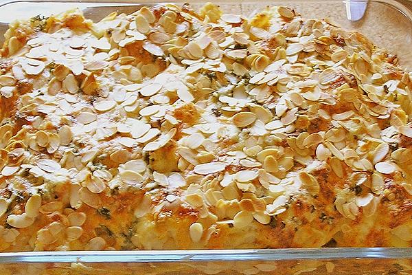 Baked Cauliflower with Sliced ​​almonds