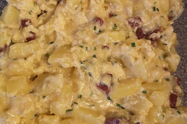 Baked Eggs with Potatoes and Sucuk