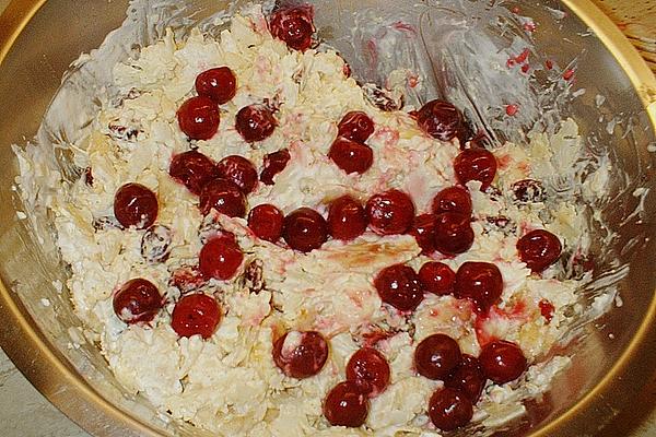 Banana and Cauliflower Salad