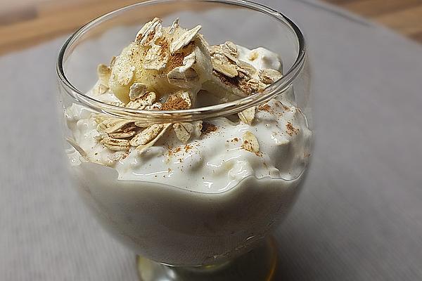 Banana and Cinnamon Yogurt