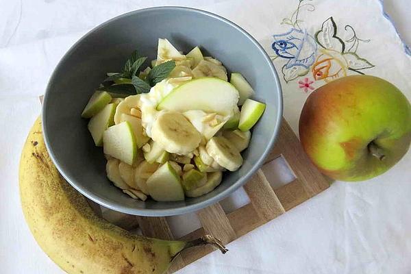 Banana – Apple – Salad
