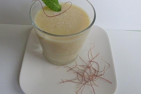 Banana Milkshake with Chilli and Honey