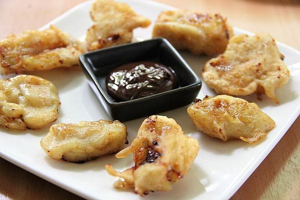 Banana Tempura with Liquid Chocolate