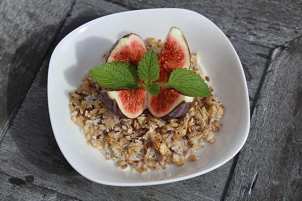 Barley Porridge with Fresh Figs