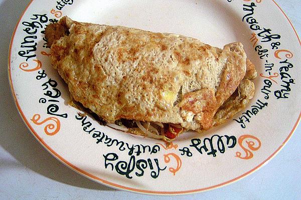 Bean Sprouts in Omelette