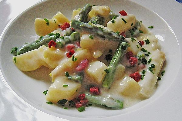 Bechamel Potatoes with Asparagus