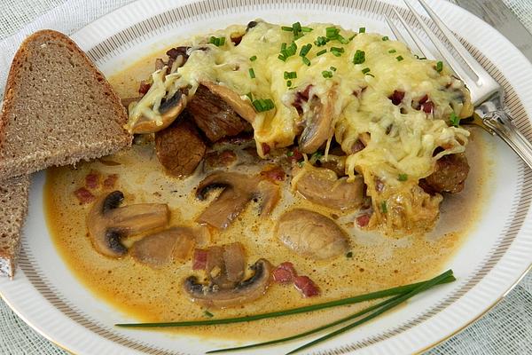 Beef Gratin with Mushrooms