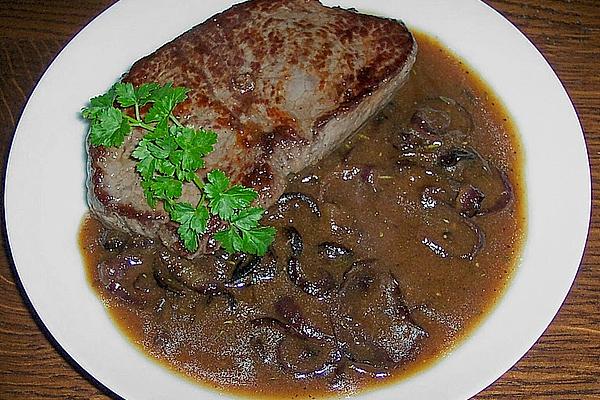Beef Steak with Onion – Beer – Sauce