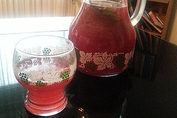 Berry Mint Lemonade