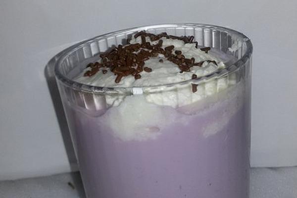 Blueberry Yogurt Shake