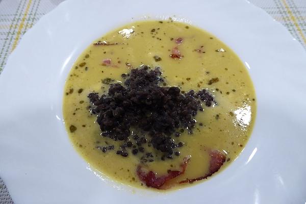 Bördeländer Swede Cream Soup with Beluga Lentils
