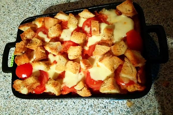 Bread Casserole Tomato – Mozzarella