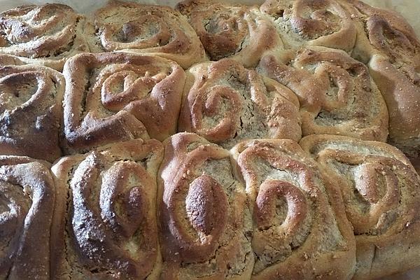 Breakfast Nut Cake
