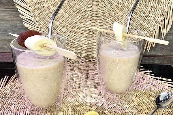 Breakfast Shake with Banana and Apricot