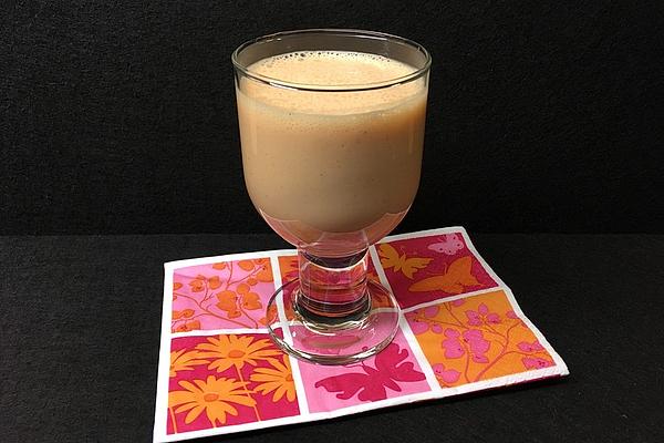 Breakfast Yogurt Shake with Banana and Carrot