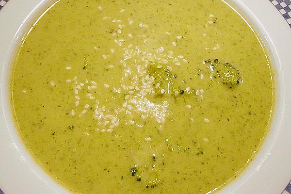 Broccoli Cream Soup with Pine Nuts