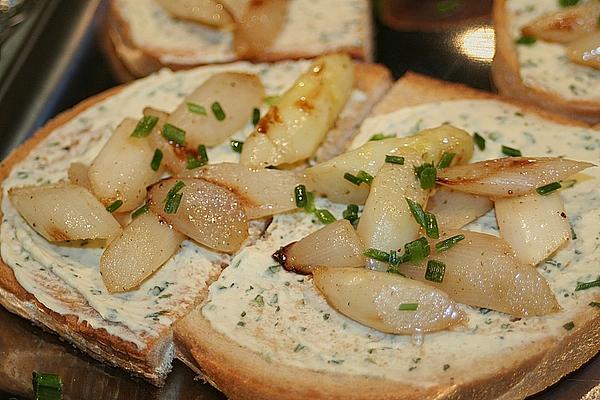 Bruschetta with Orange Cream Cheese and White Asparagus