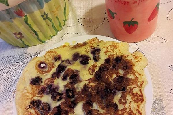 Buttermilk – Pancakes with Blueberries