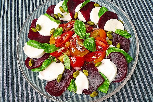 Caprese Of Mozzarella and Beetroot