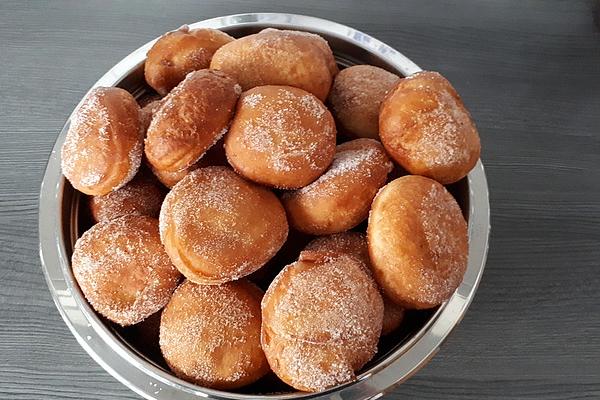 Carnival Cakes À La Grandma Erni