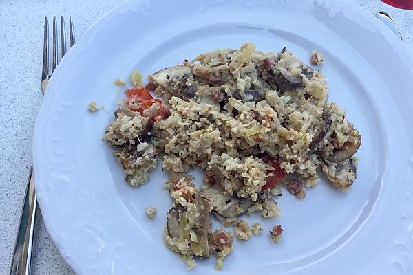 Cauliflower Rice with Ham, Mushrooms and Tomatoes