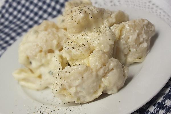 Cauliflower with Cheese Sauce
