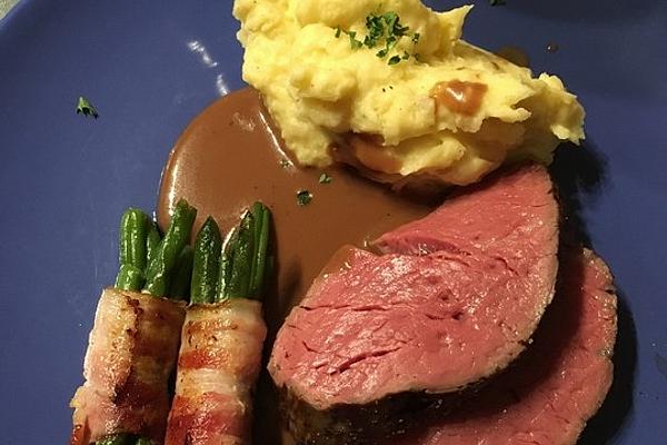 Chateaubriand with Red Wine Sauce