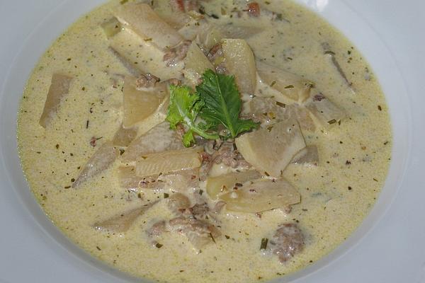 Cheese and Kohlrabi Soup with Mince