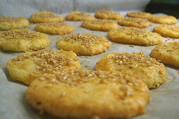 Cheese Thaler with Sesame Seeds