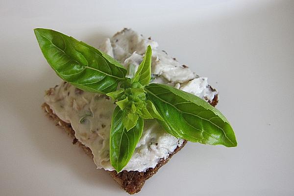 Chestnut – Goat Cream Cheese – Spread