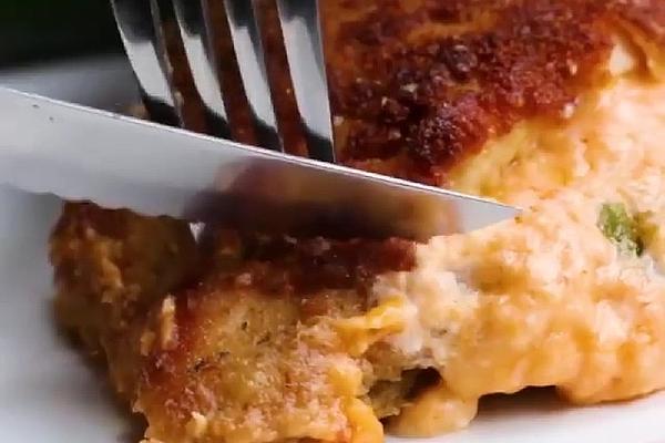 Chicken Breast Filled with Jalapeño Dip