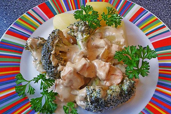 Chicken Breast in Broccoli Cream Cheese Sauce