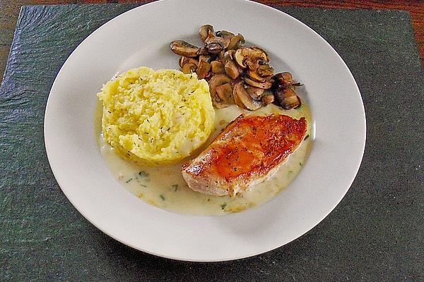 Chicken Breast with Tarragon Cream Sauce