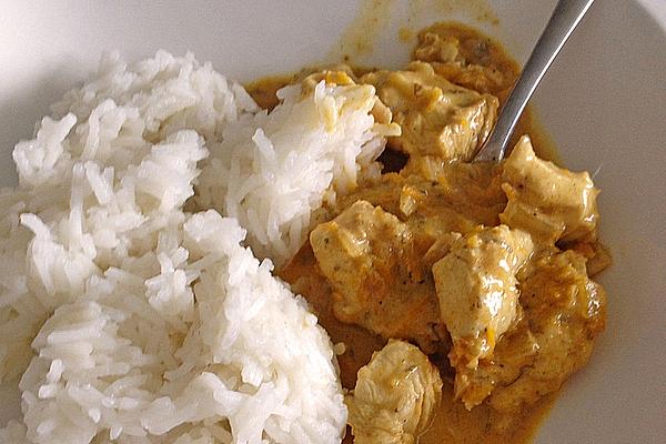 Chicken Curry with Rice and Cashews