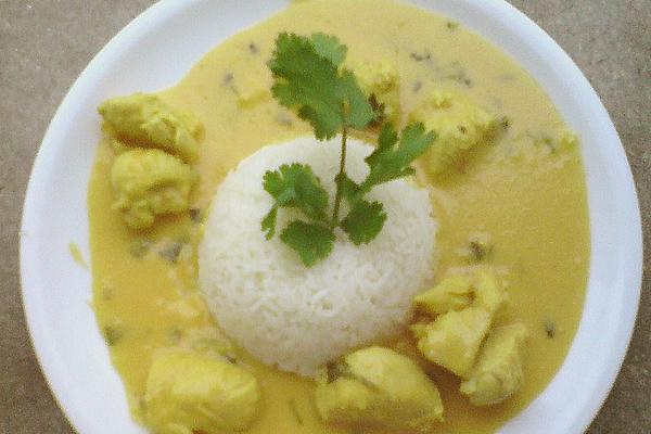 Chicken in Coconut Sauce
