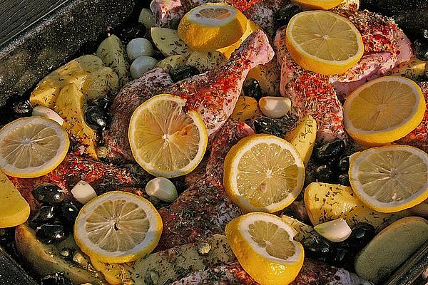 Chicken Legs with Capers and Olives