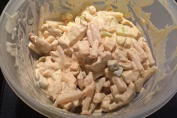 Chicken Salad with Apple and Curry