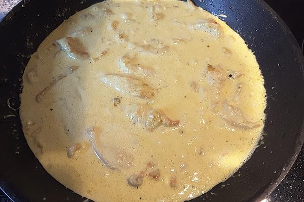 Chicken Strips with Curry Cream Sauce