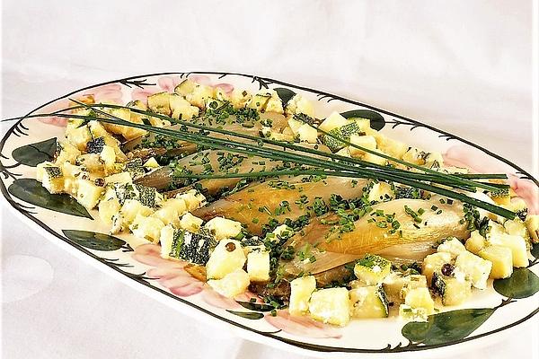 Chicory Vegetables with Zucchini Sauce