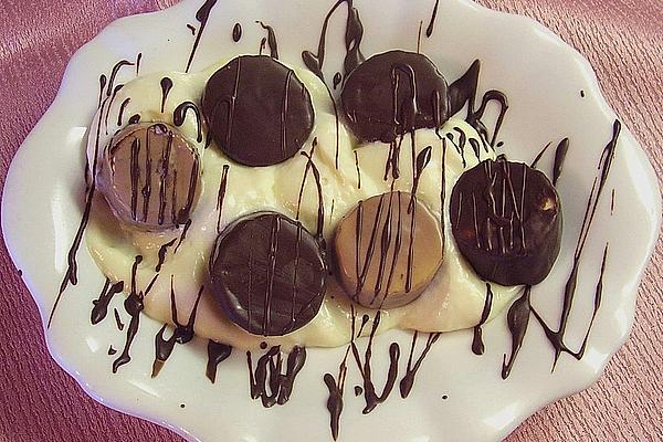Chocolate Bananas on Coconut Cream