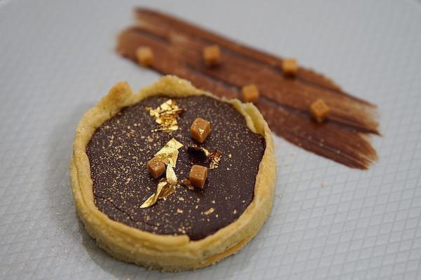 Chocolate Loves Caramel