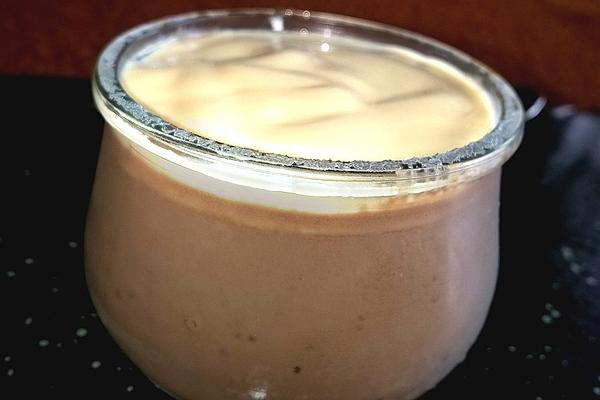 Chocolate Pudding with Vanilla