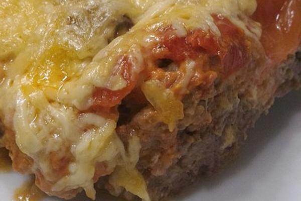 Chop with Minced Meat and Bacon in Tomato-cream Sauce