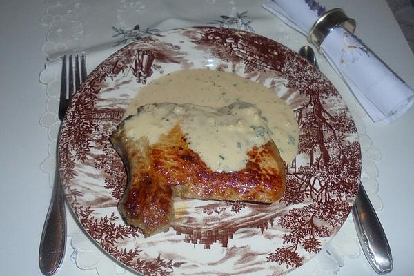 Chops in Garlic Cream Sauce