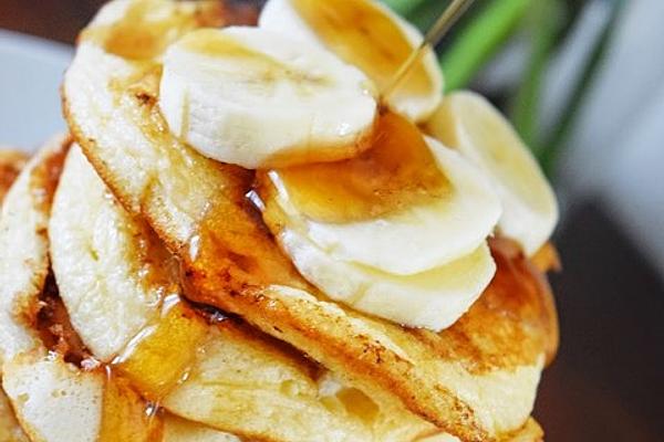 Cinnamon Swirl Pancakes