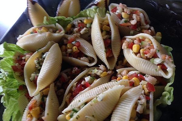 Conchiglioni Salad with Tuna and Fennel