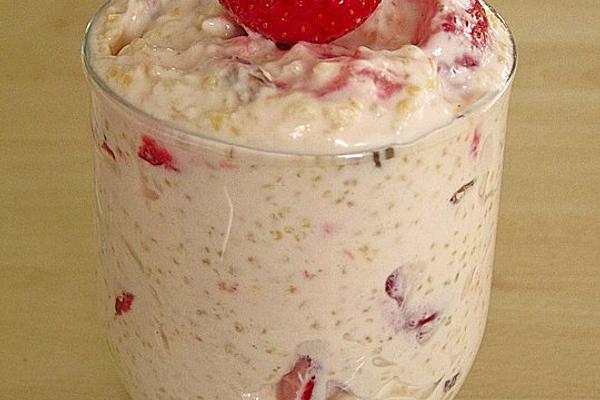Cream Millet with Strawberries