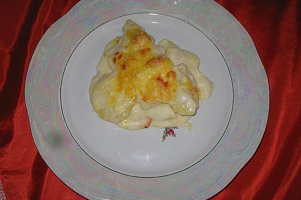 Cream Potatoes in Baking Dish