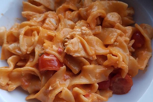 Creamy Salsa Ribbon Noodles