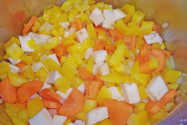 Creamy Yellow Pepper Soup